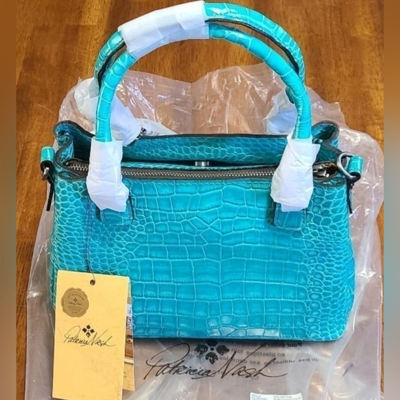 Patricia Nash turquoise leather purse⭐️SALE - Picture 6 of 6